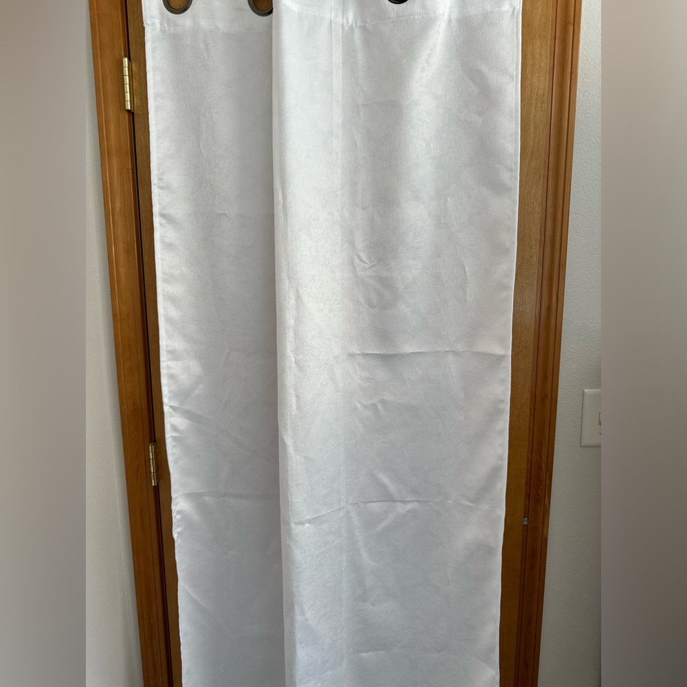 Curtain Collection - Picture 3 of 10